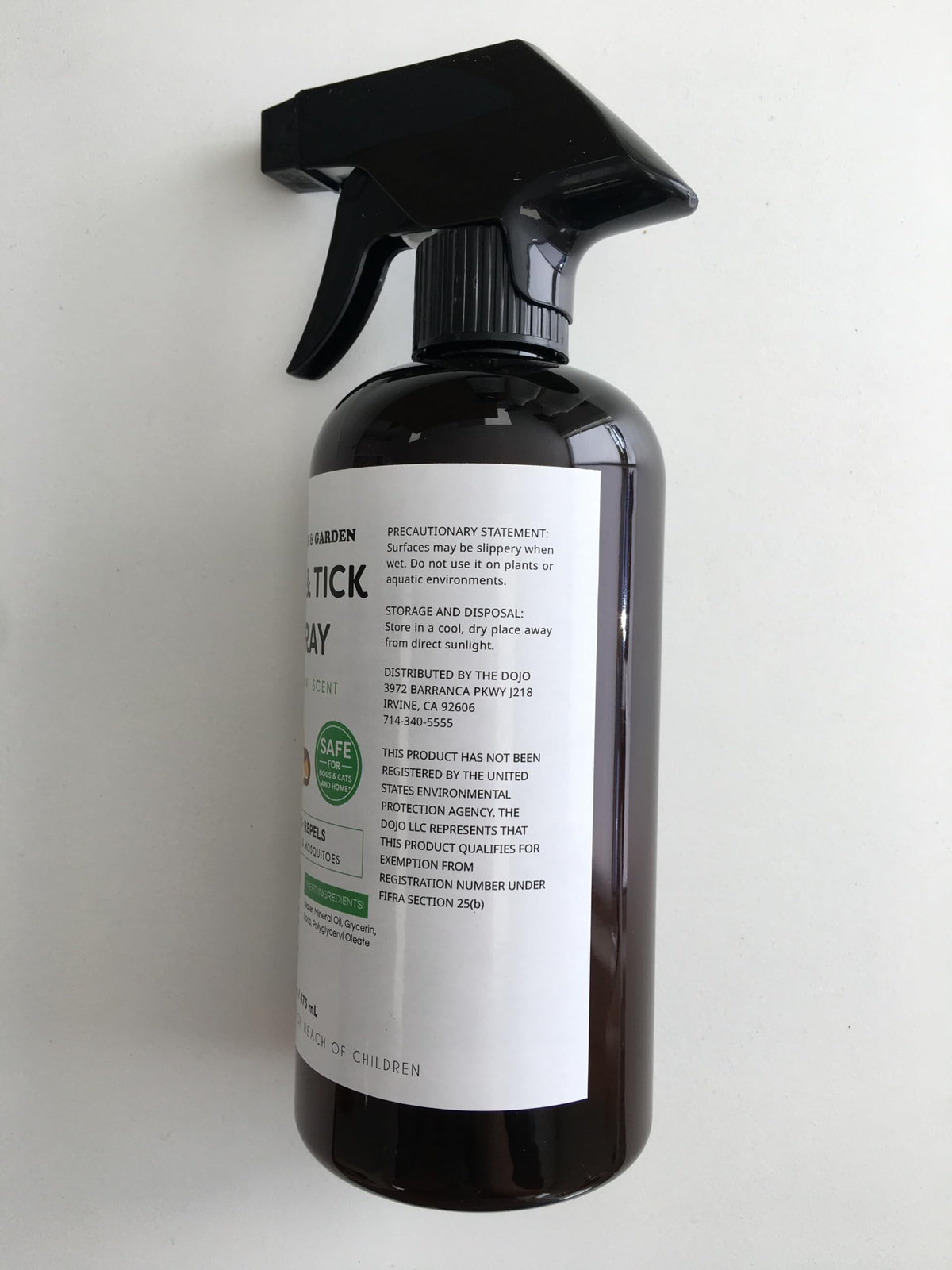 Flea and Tick Spray for Dogs & Cats 16oz J31519